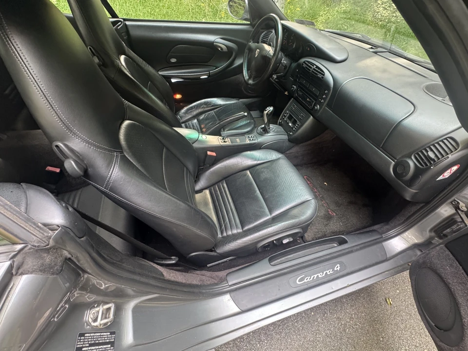2001 Porsche 996 Carrera - Image 22 of 29