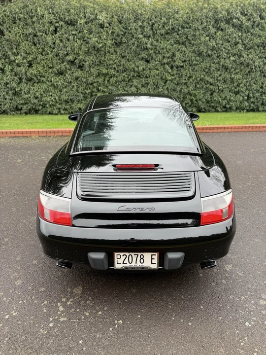 2001 Porsche 996 Carrera - Image 9 of 21