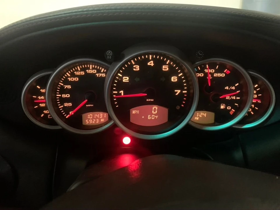 2001 Porsche 996 Carrera 4 - Image 25 of 26