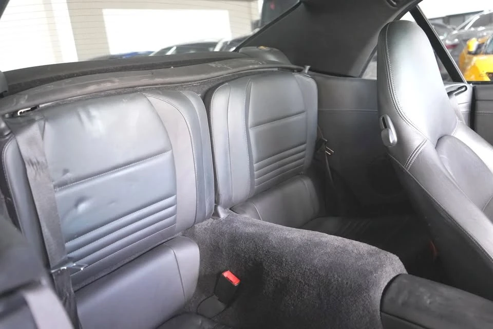 2001 Porsche 996 Carrera 4 - Image 17 of 20