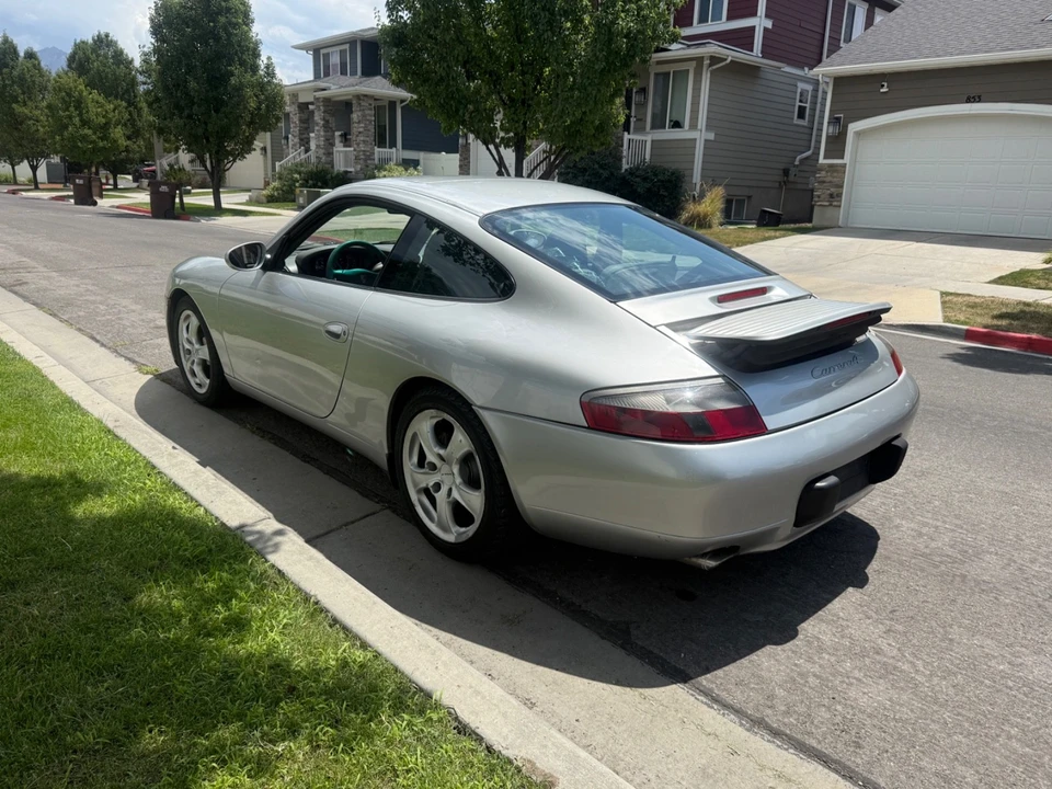 2001 Porsche 996 Carrera 4 - Image 29 of 31