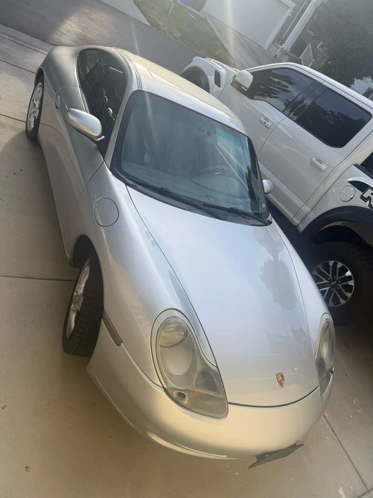 2001 Porsche 996 Carrera 4 - Image 8 of 31