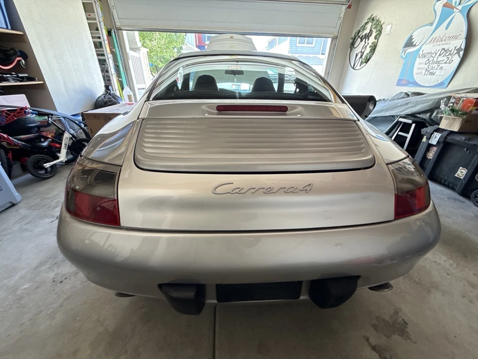 2001 Porsche 996 Carrera 4 - Image 13 of 31