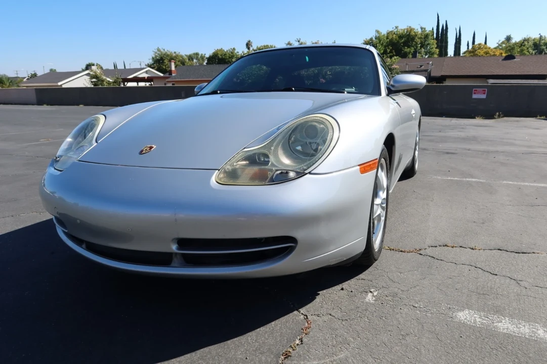 2001 Porsche 996 Carrera 4 - Image 6 of 21