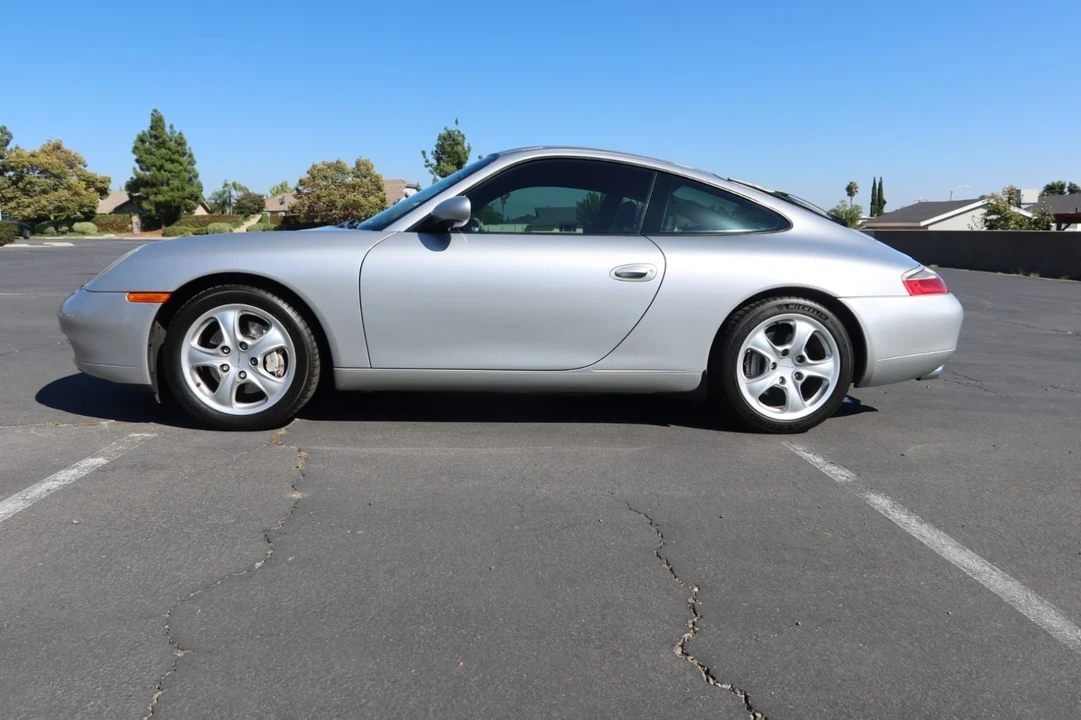 2001 Porsche 996 Carrera 4 - Image 2 of 21