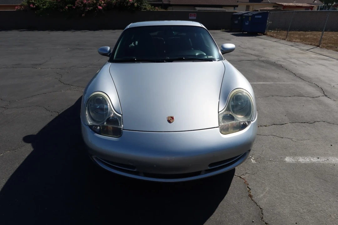 2001 Porsche 996 Carrera 4 - Image 5 of 21