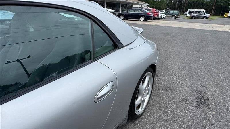 2001 Porsche 996 Carrera - Image 12 of 20