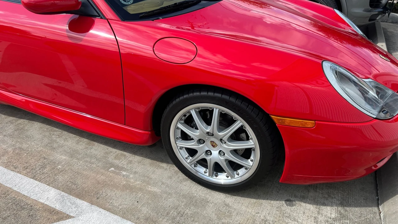 2001 Porsche 996 Carrera - Image 9 of 24