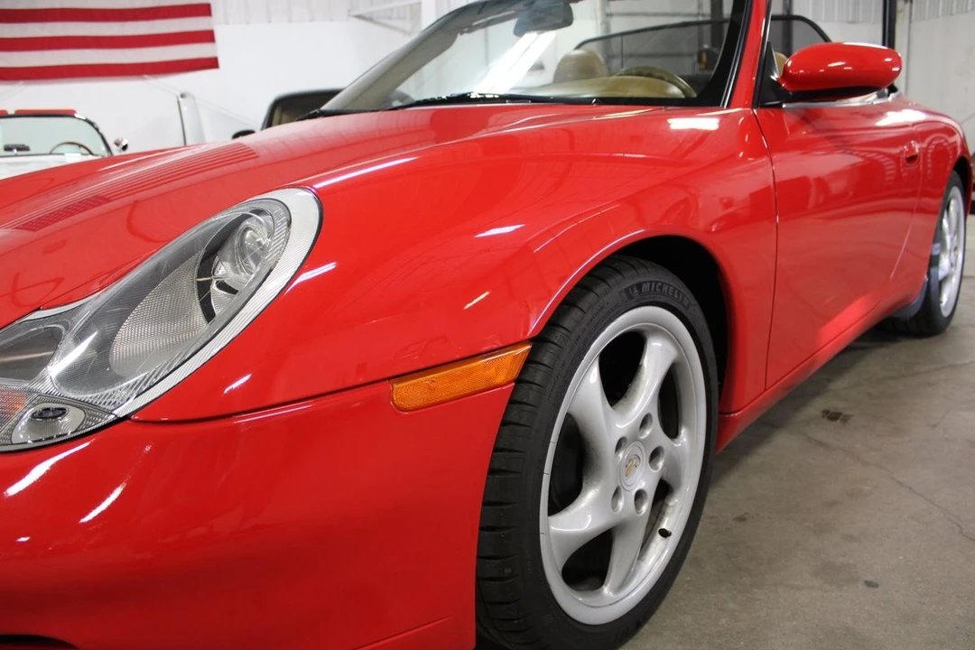 2001 Porsche 996 Carrera - Image 10 of 31
