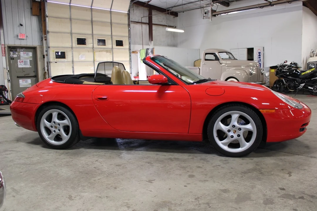 2001 Porsche 996 Carrera - Image 7 of 31