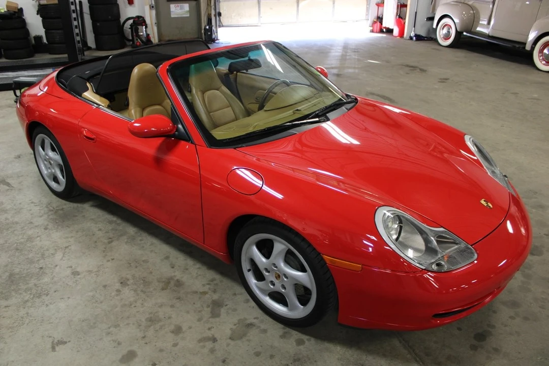 2001 Porsche 996 Carrera - Image 15 of 31