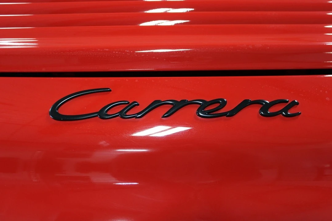2001 Porsche 996 Carrera - Image 13 of 31