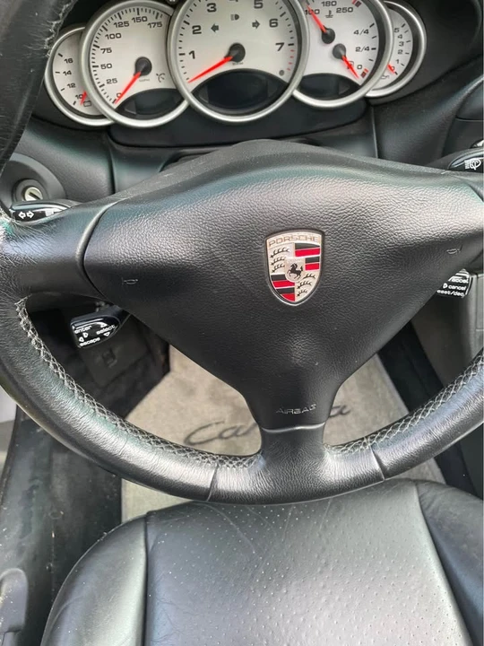 2001 Porsche 996 Carrera - Image 9 of 14