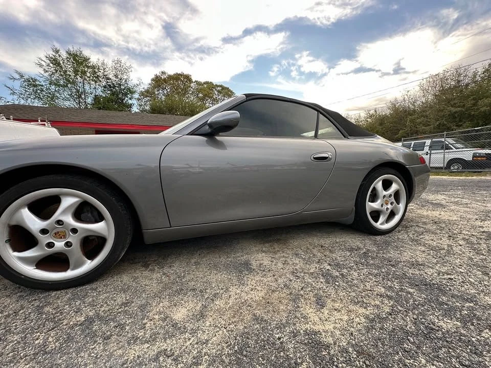 2001 Porsche 996 Carrera - Image 12 of 19
