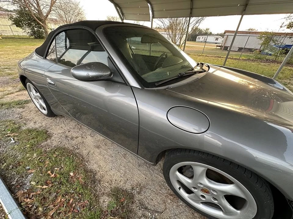 2001 Porsche 996 Carrera - Image 18 of 19