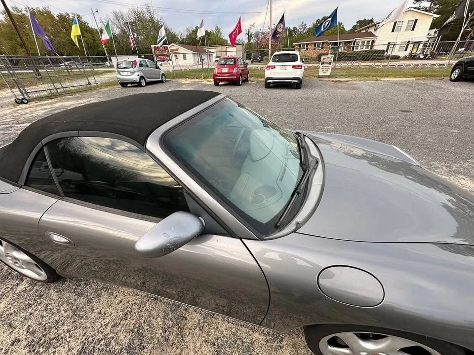 2001 Porsche 996 Carrera - Image 15 of 19
