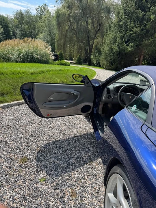2001 Porsche 996 Carrera - Image 10 of 11