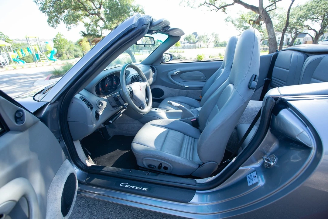 2001 Porsche 996 Carrera - Image 4 of 31