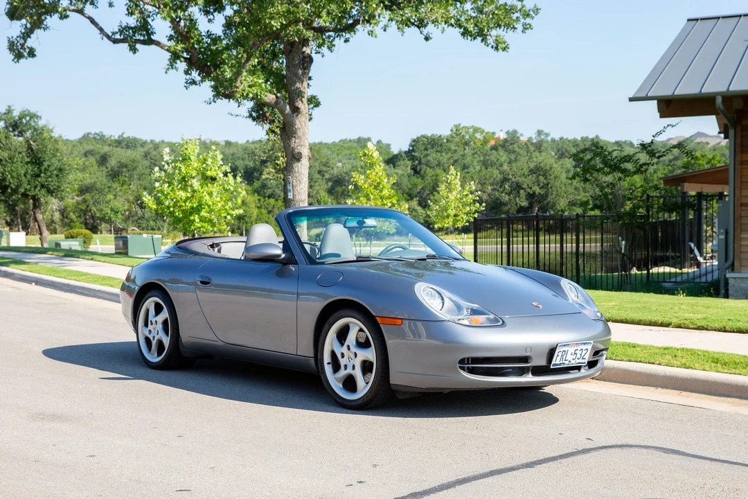 2001 Porsche 996 Carrera - Image 17 of 31