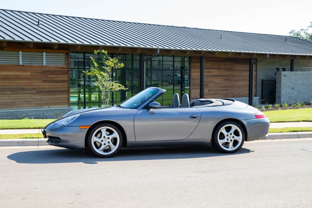 2001 Porsche 996 Carrera - Image 3 of 31