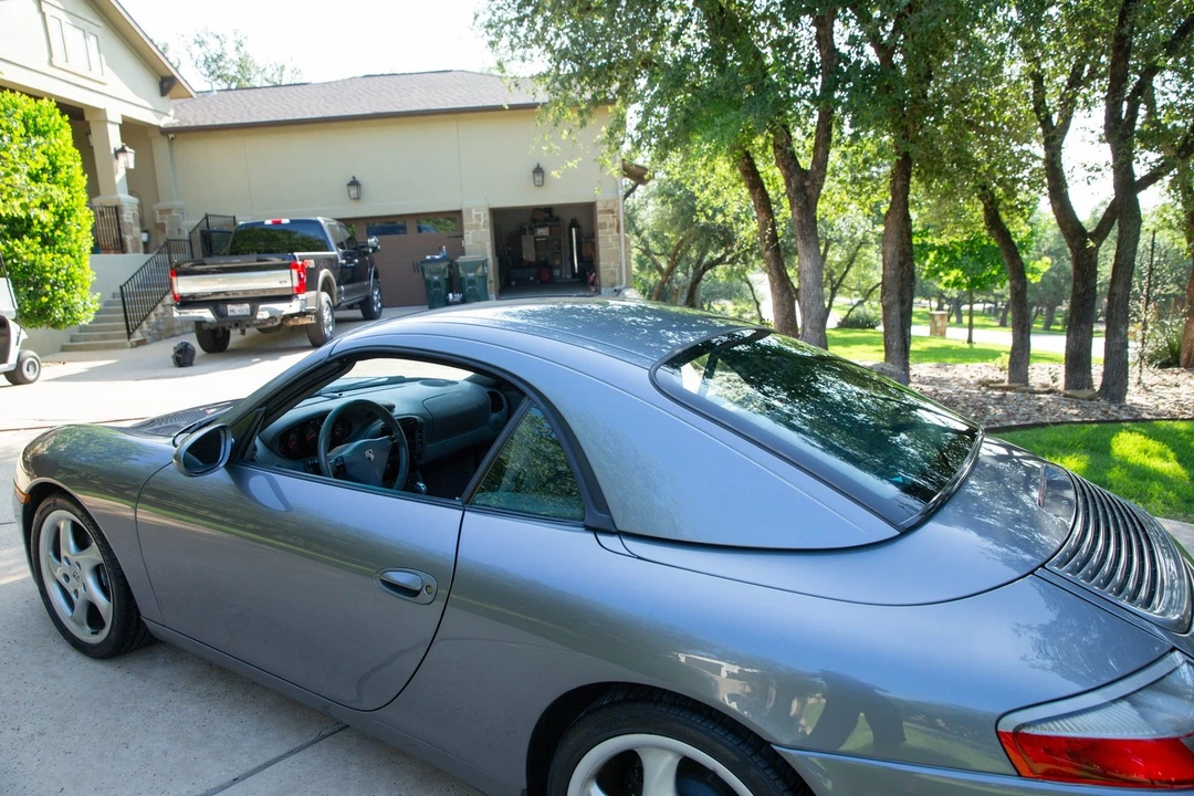 2001 Porsche 996 Carrera - Image 6 of 31
