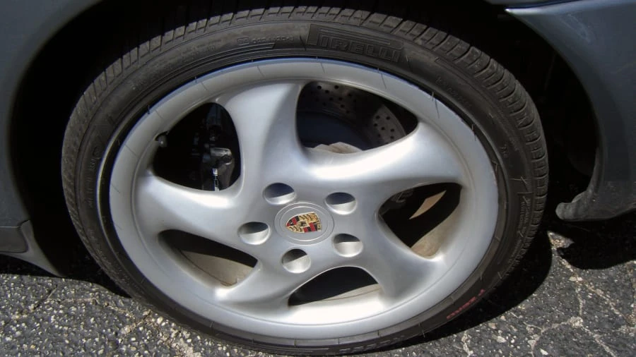 2001 Porsche 996 Carrera - Image 3 of 4