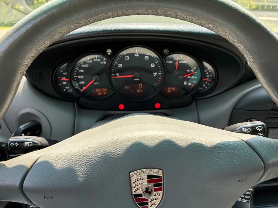 2001 Porsche 996 Carrera - Image 3 of 9