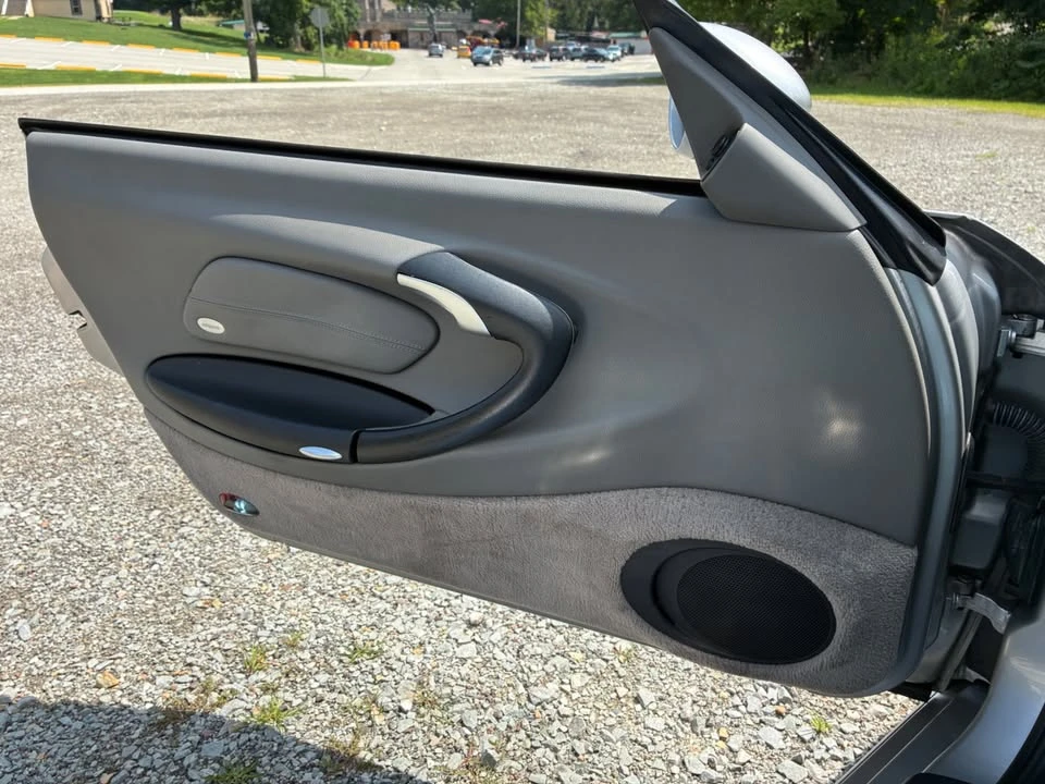 2001 Porsche 996 Carrera - Image 7 of 9