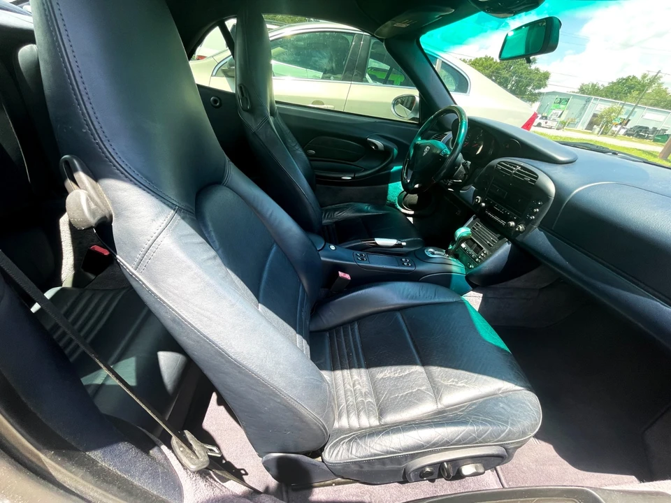 2001 Porsche 996 Carrera - Image 12 of 13