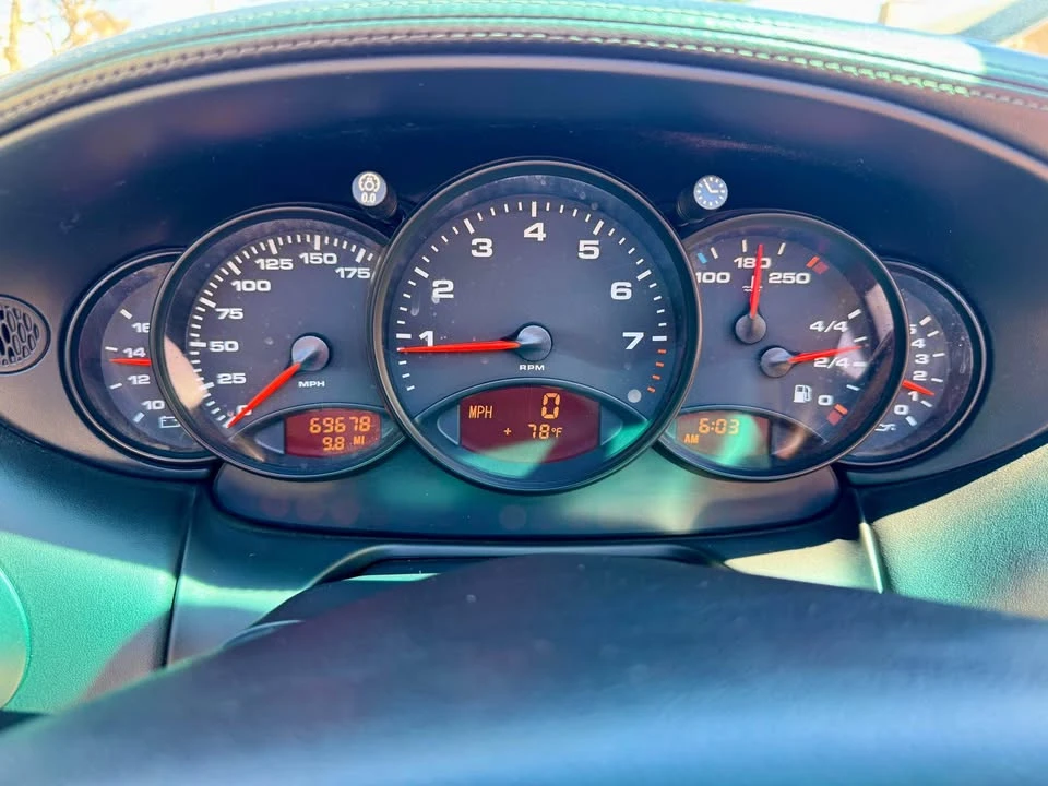 2001 Porsche 996 Carrera - Image 7 of 15