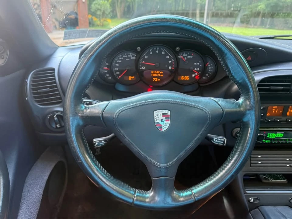 2001 Porsche 996 Carrera - Image 8 of 16