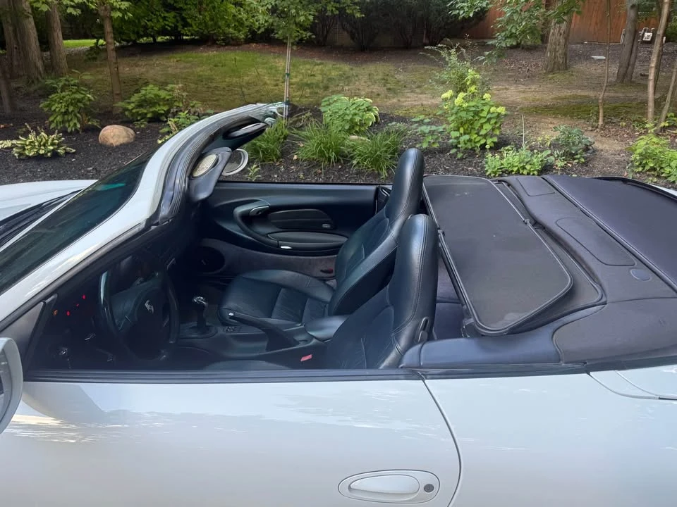 2001 Porsche 996 Carrera - Image 10 of 16