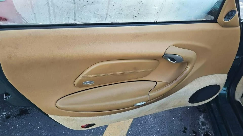 2001 Porsche 996 Carrera - Image 11 of 13
