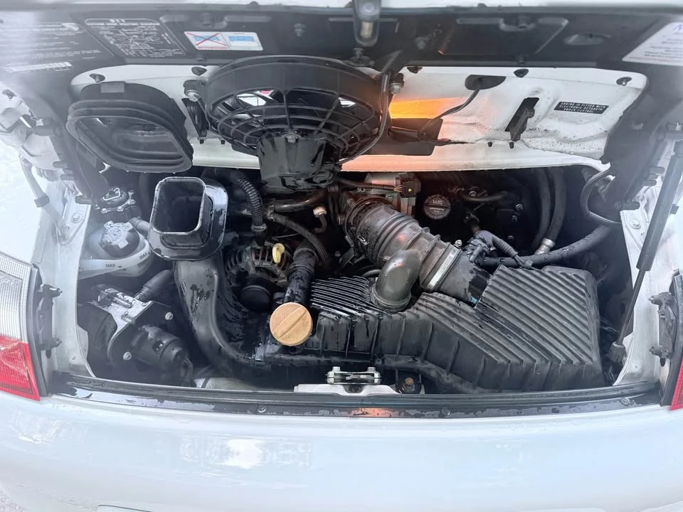 2001 Porsche 996 Carrera - Image 14 of 16