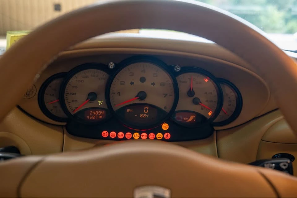 2001 Porsche 996 Carrera - Image 7 of 10