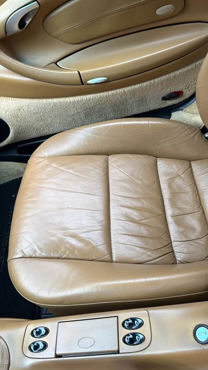 2001 Porsche 996 Carrera - Image 16 of 20