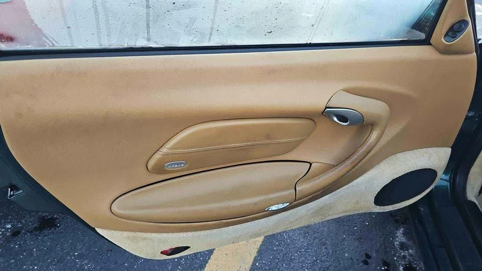 2001 Porsche 996 Carrera - Image 12 of 13