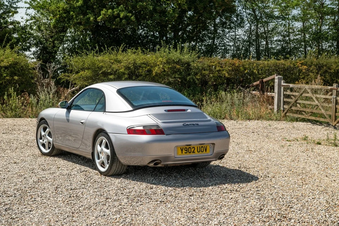 2001 Porsche 996 Carrera - Image 2 of 31