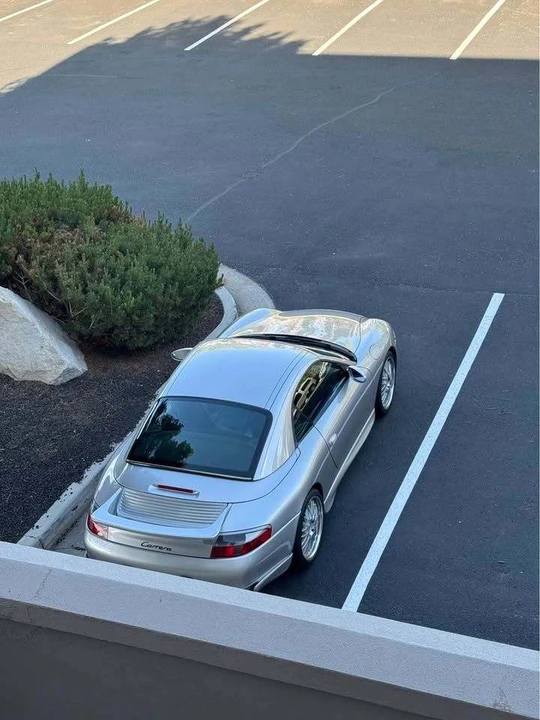 2001 Porsche 996 Carrera - Image 12 of 19