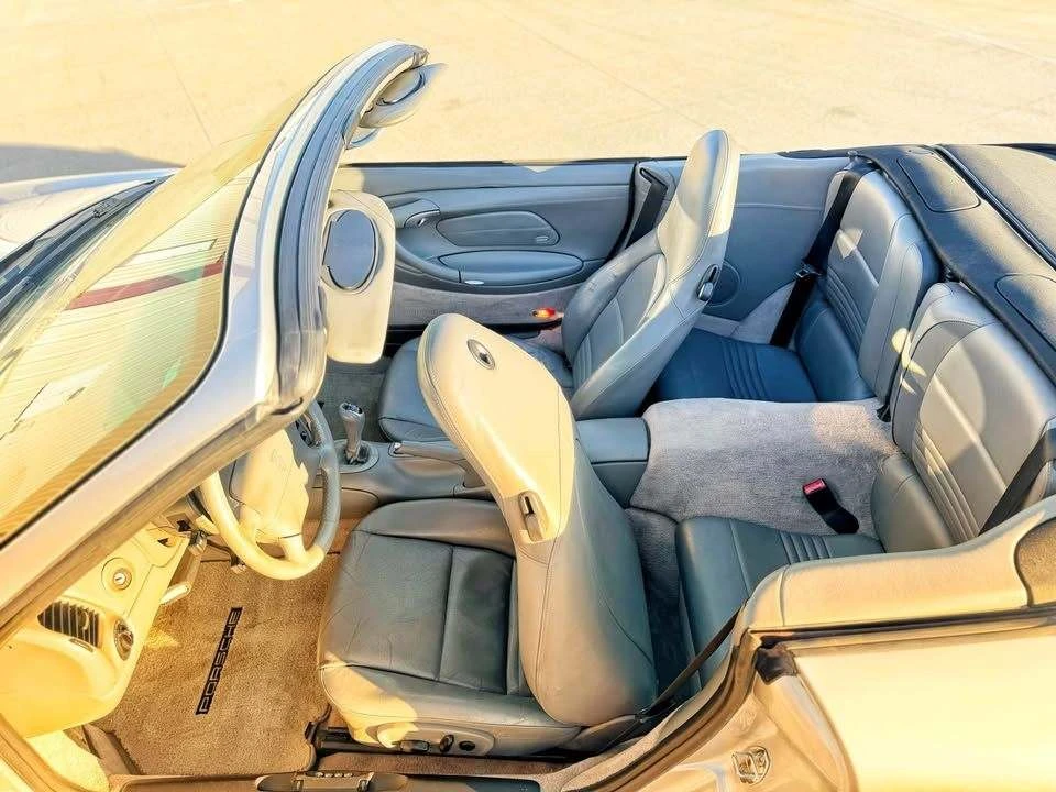 2001 Porsche 996 Carrera - Image 15 of 19