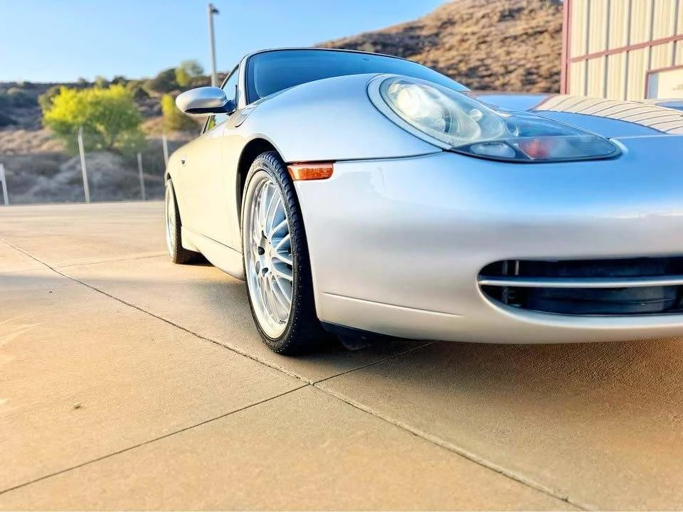 2001 Porsche 996 Carrera - Image 9 of 19