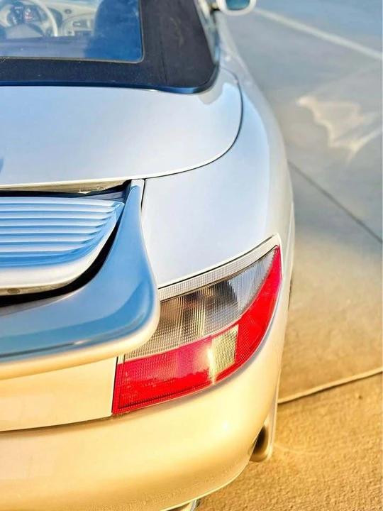 2001 Porsche 996 Carrera - Image 8 of 19