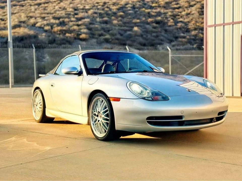 2001 Porsche 996 Carrera - Image 2 of 19