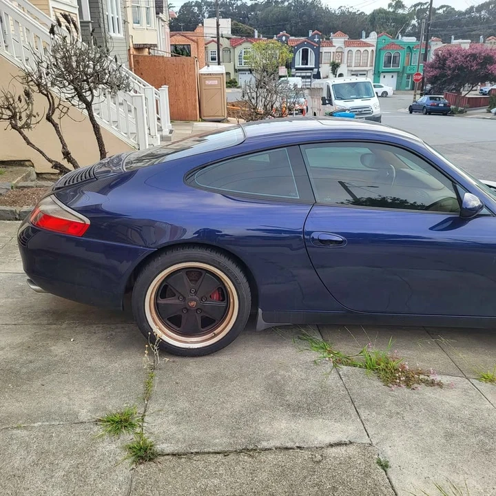 2001 Porsche 996 Carrera - Image 2 of 12