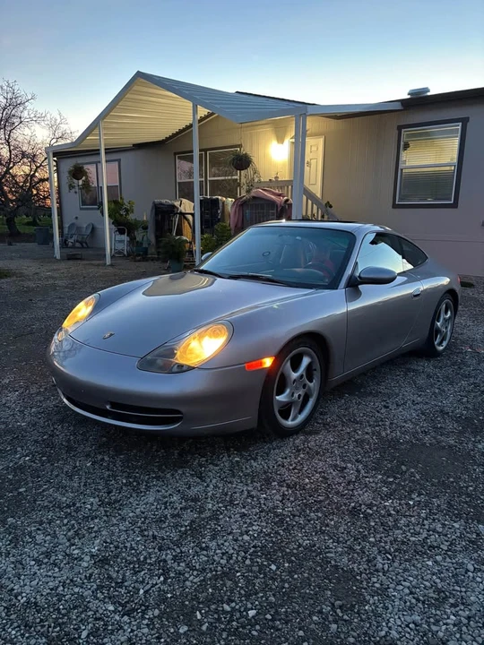 2001 Porsche 996 Carrera - Image 8 of 10