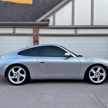 2001 Porsche 911 Carrera 2 Coupe