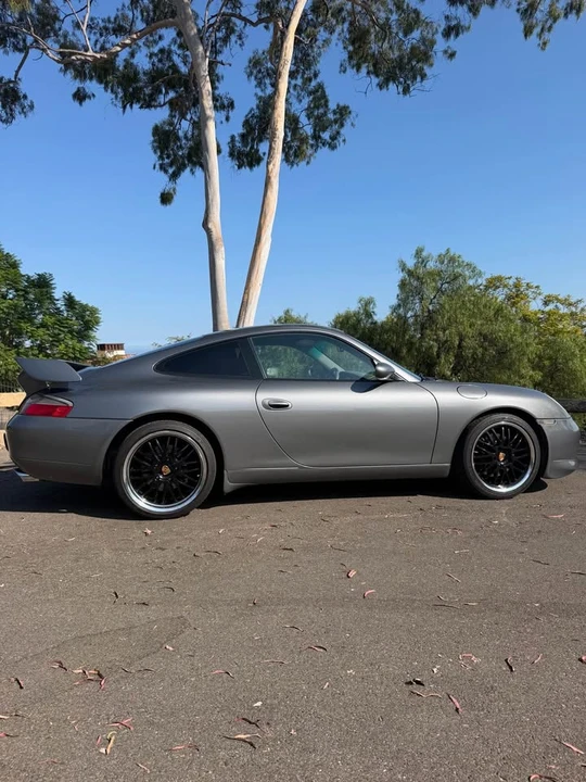 2001 Porsche 996 Carrera - Image 6 of 19
