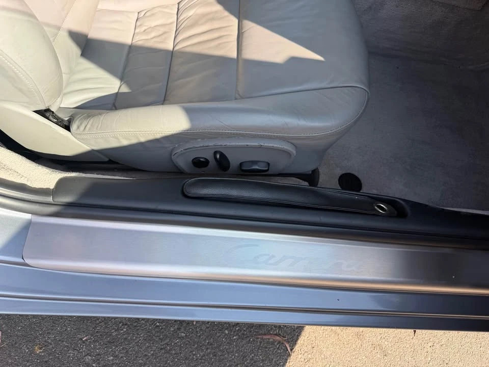 2001 Porsche 996 Carrera - Image 14 of 19