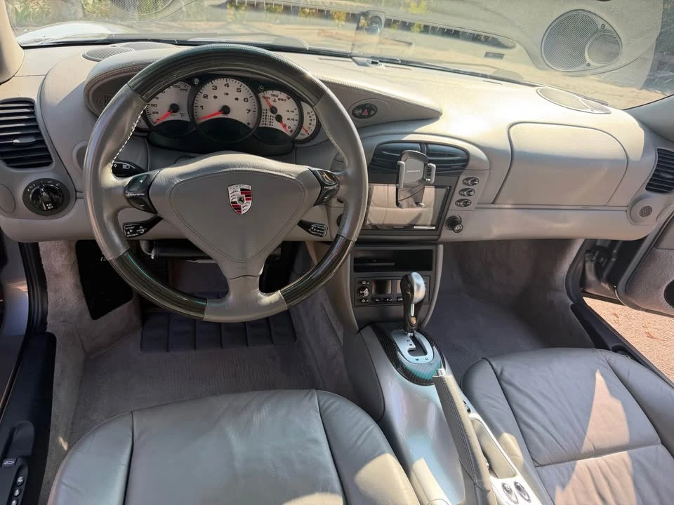 2001 Porsche 996 Carrera - Image 10 of 19