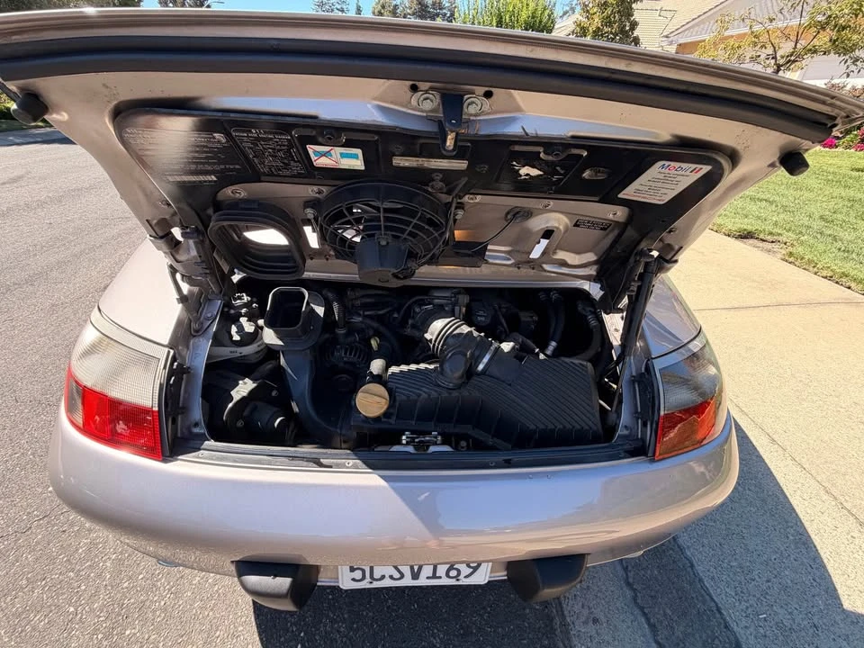 2001 Porsche 996 Carrera - Image 13 of 15
